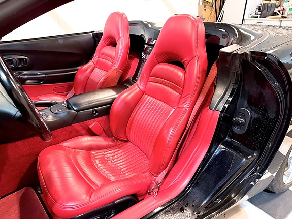 Chevrolet Corvette 22 of 30