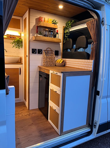 Citroen Campervan 4 of 16