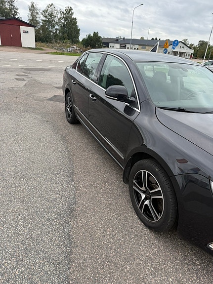 Skoda Superb 3 of 14