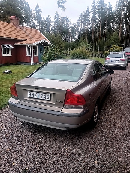 Volvo S60 4 of 4