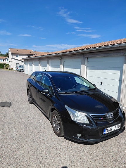 Toyota Avensis 10 of 20