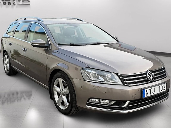 Volkswagen Passat 2 of 23