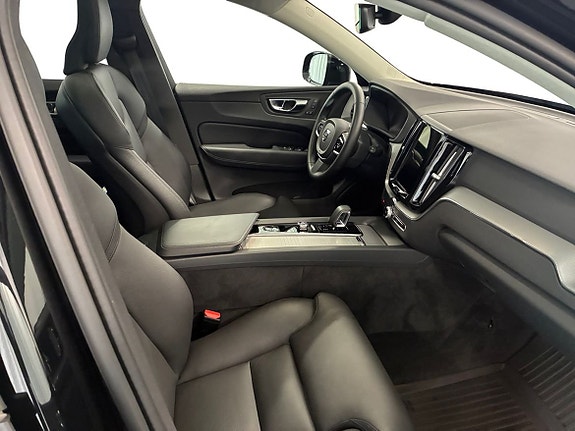 Volvo XC60 4 of 16