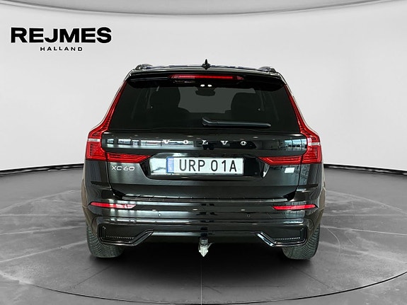 Volvo XC60 7 of 16
