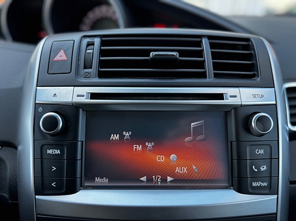 Toyota Verso 15 of 23