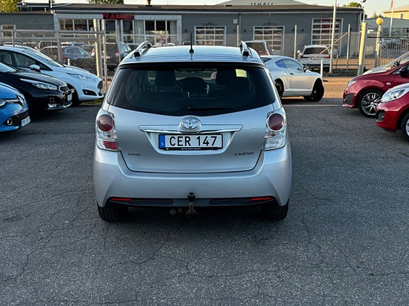 Toyota Verso 6 of 23