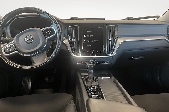 Volvo V60 8 of 14
