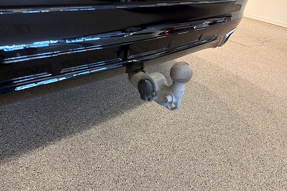 Volvo XC60 13 of 20