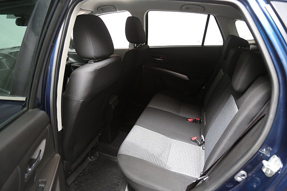 Suzuki S-Cross 23 of 24