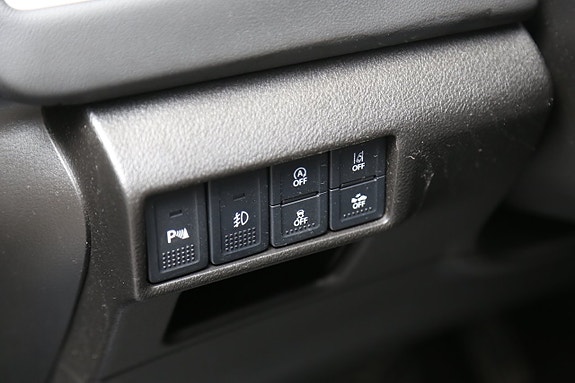 Suzuki S-Cross 12 of 24