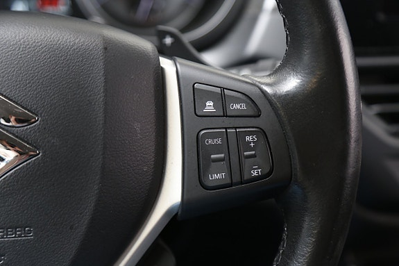 Suzuki S-Cross 16 of 24