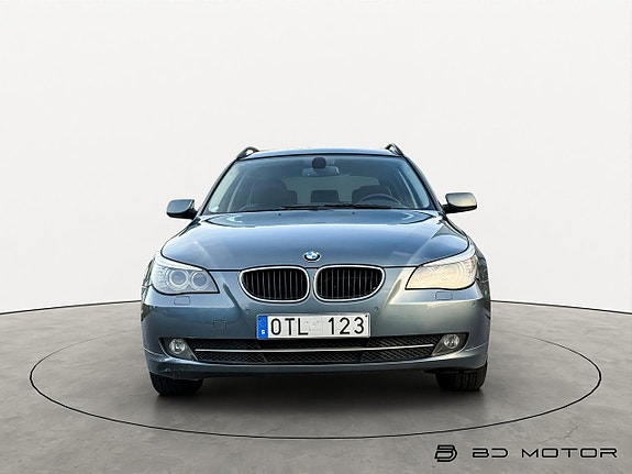 BMW 520d 4 of 18