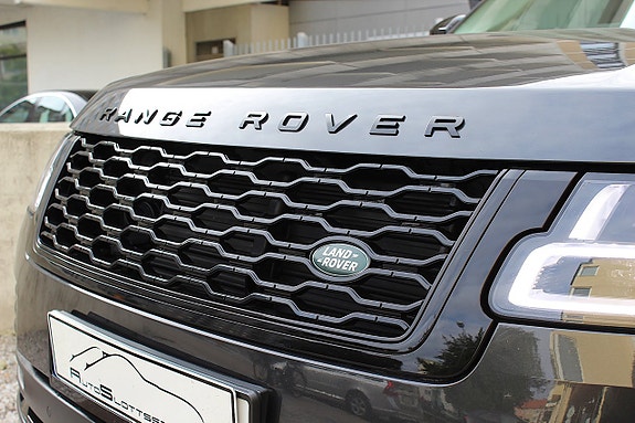 Land Rover Range Rover 7 of 30