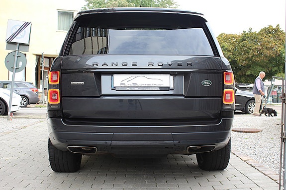 Land Rover Range Rover 18 of 30