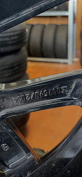 Product image 9 of 10