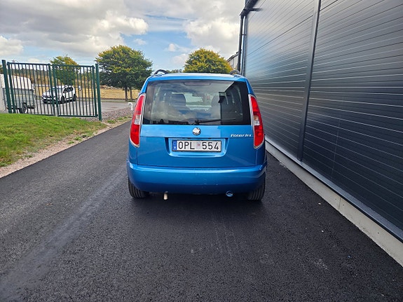 Skoda Roomster 4 of 25