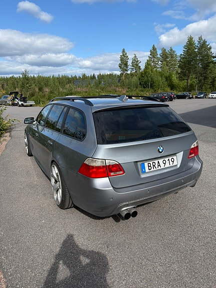 BMW 530xd 5 of 6