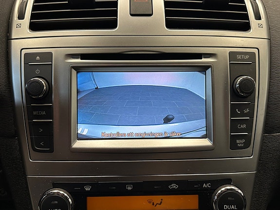 Toyota Avensis 24 of 25