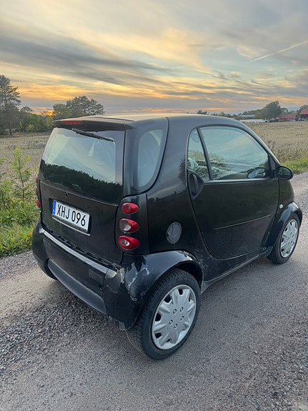Smart City Coupé 2 of 9