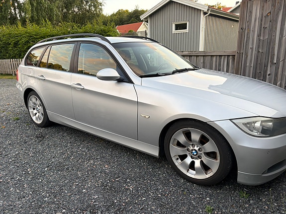BMW 318d 5 of 5