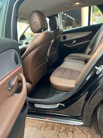 Mercedes-Benz E200 5 of 13