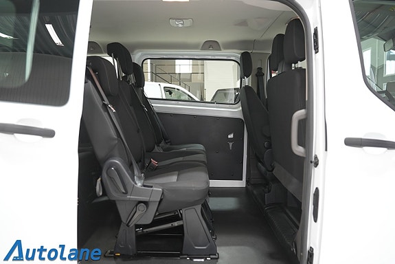 Ford Transit Custom 10 of 28
