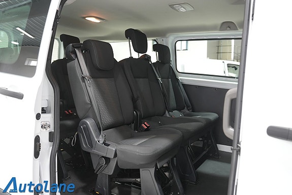 Ford Transit Custom 12 of 28
