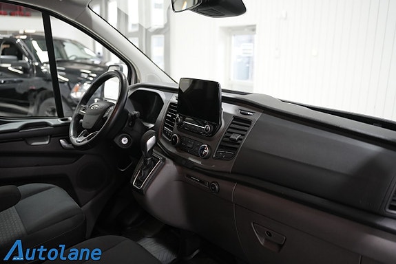 Ford Transit Custom 18 of 28