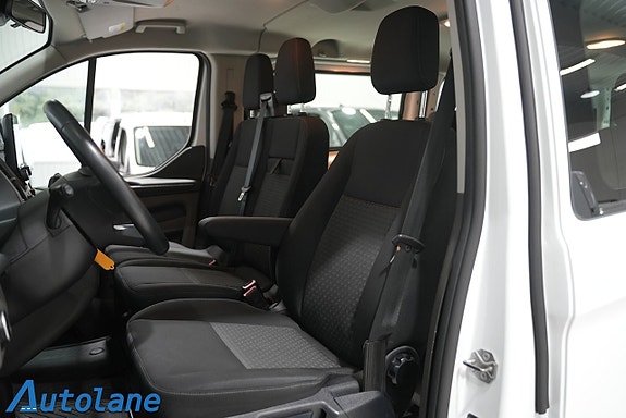 Ford Transit Custom 16 of 28