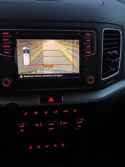 Volkswagen Sharan 9 of 9