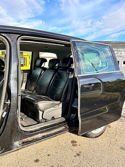 Volkswagen Sharan 4 of 9