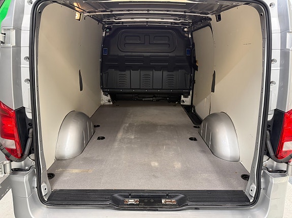Mercedes-Benz Vito 119 18 of 19