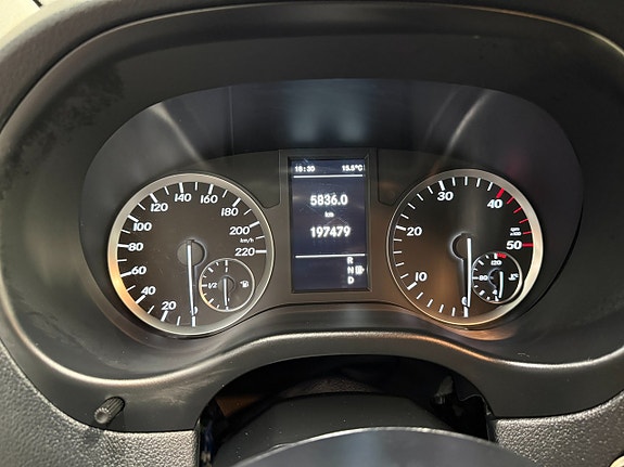 Mercedes-Benz Vito 119 13 of 19