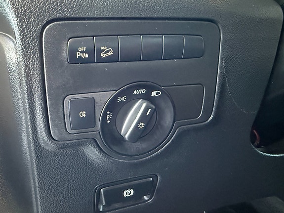 Mercedes-Benz Vito 119 16 of 19