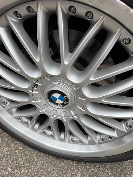 BMW 750i 23 of 24
