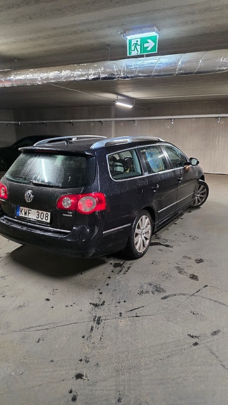 Volkswagen Passat 3 of 5