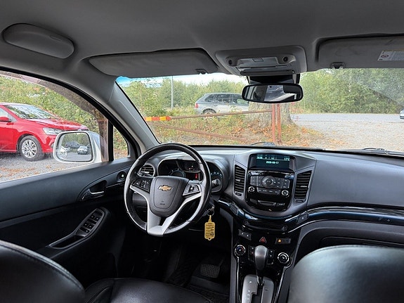 Chevrolet Orlando 10 of 25