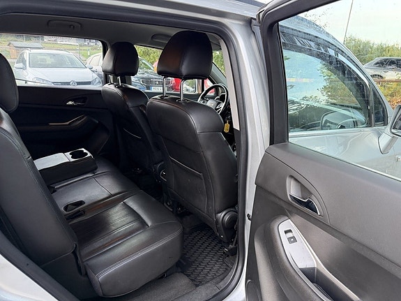 Chevrolet Orlando 20 of 25