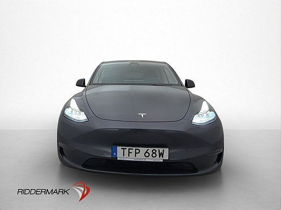 Tesla Model Y 3 of 29