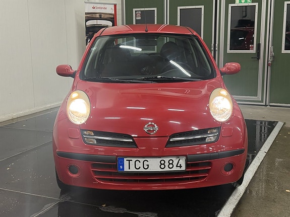Nissan Micra 7 of 21