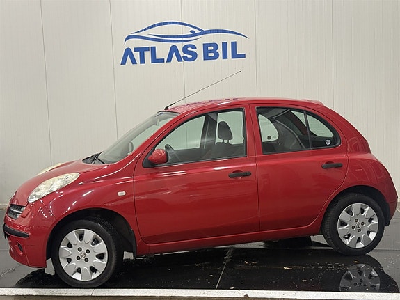 Nissan Micra 2 of 21