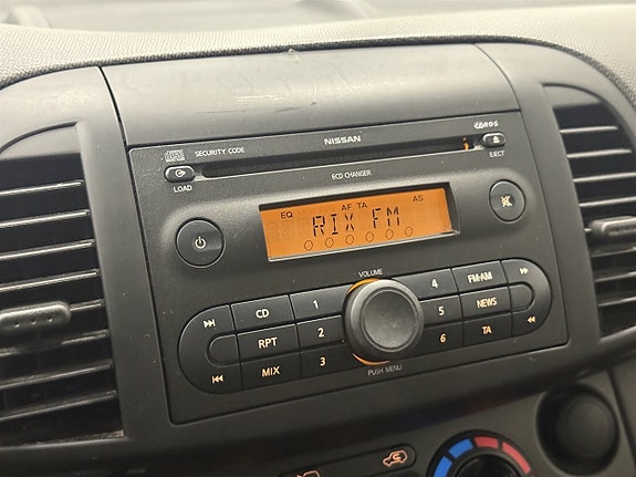 Nissan Micra 15 of 21