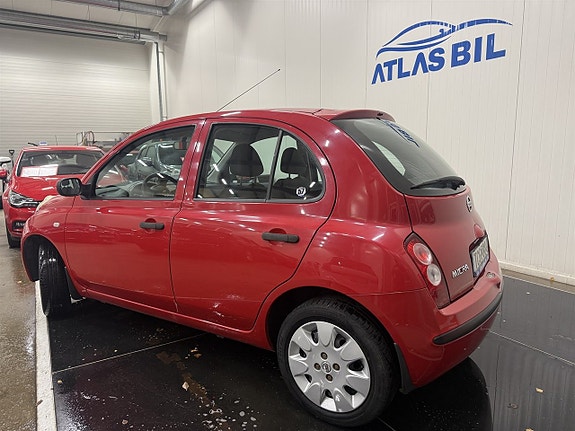 Nissan Micra 3 of 21