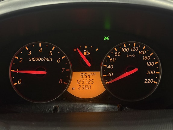 Nissan Micra 12 of 21