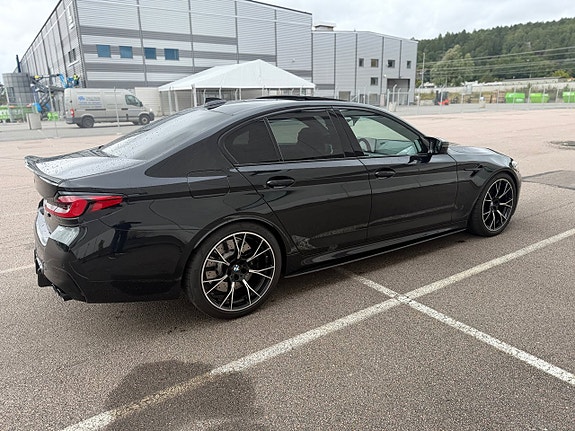 BMW M5 6 of 26