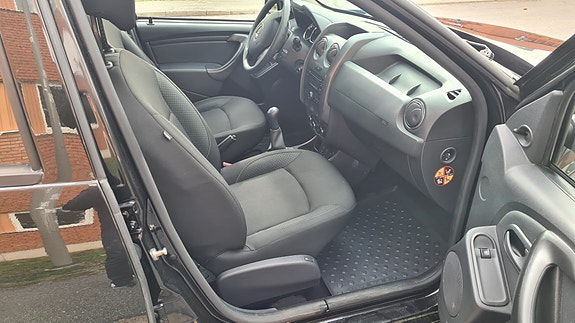 Dacia Duster 10 of 22