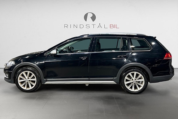 Volkswagen Golf Alltrack 4 of 17