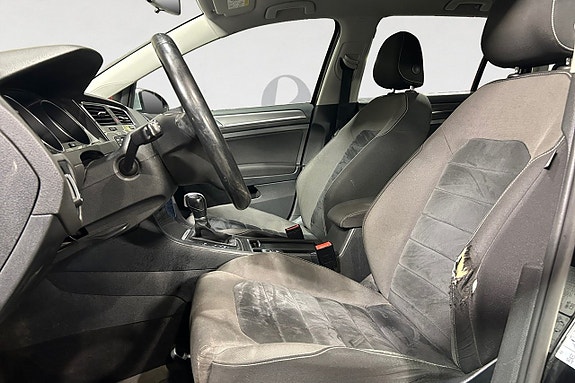 Volkswagen Golf Alltrack 3 of 17