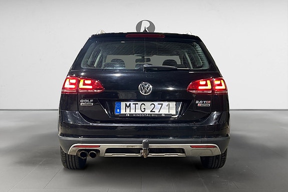 Volkswagen Golf Alltrack 6 of 17