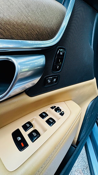 Volvo S90 23 of 30